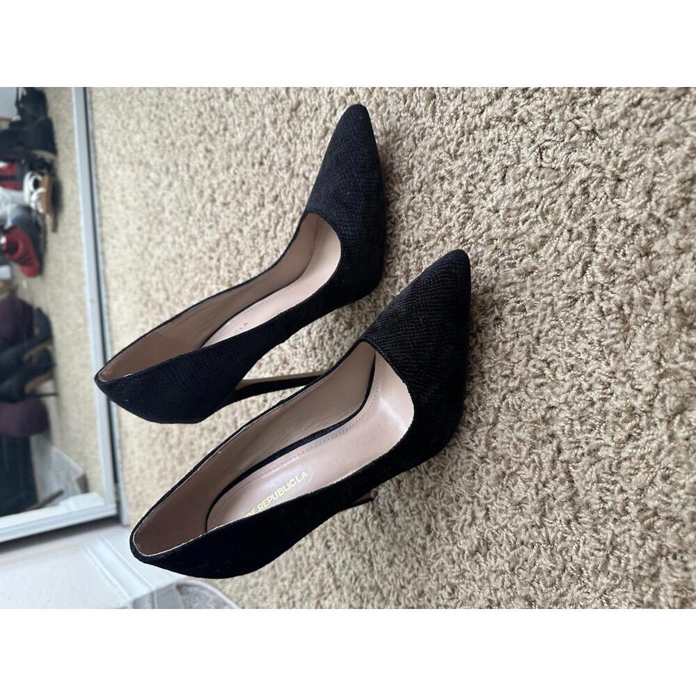 Black High Heel Pumps for Women - size 10